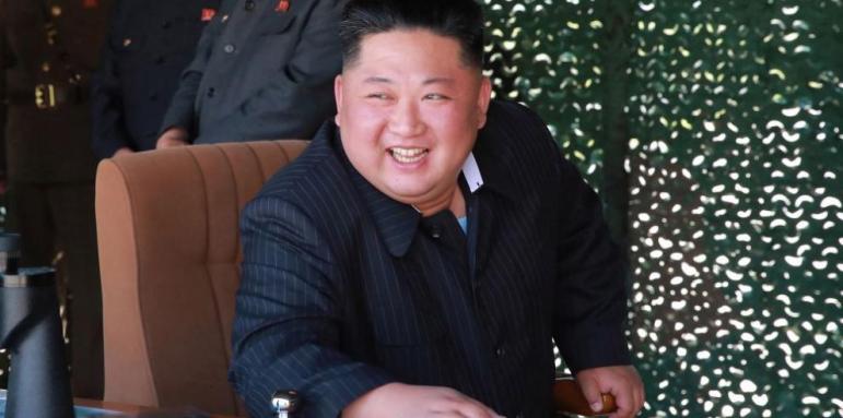 Ким Чен Ун стресна света. Пробва ново оръжие